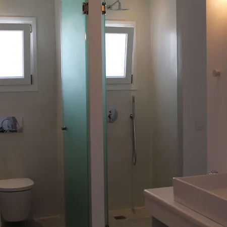 Vienoula's Garden 4*