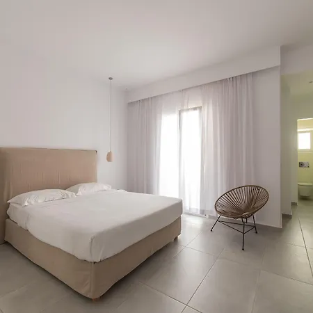 Vienoula's Garden Hotel