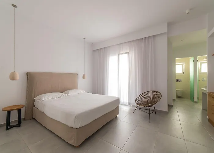 Vienoula's Garden Hotel