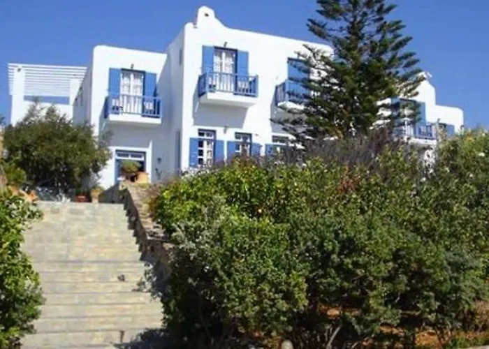 Vienoula's Garden מלון