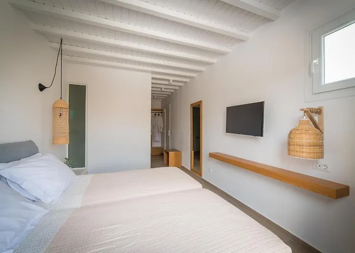 Vienoula's Garden Otel 4*