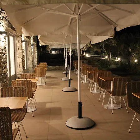 Vienoula's Garden Mykonos Town