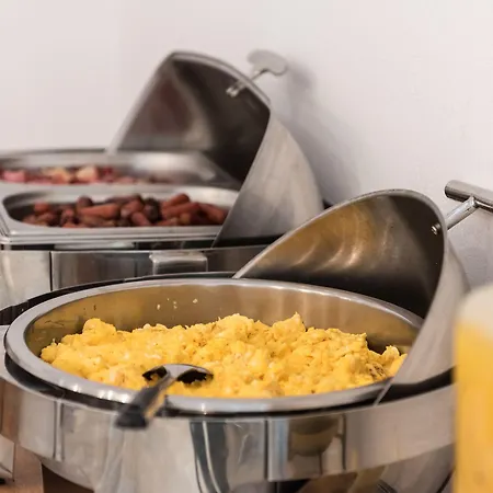 ホテル Vienoula's Garden 4*