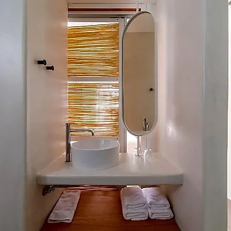 Hotel Vienoula's Garden 4*