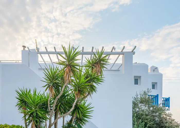 Vienoula's Garden Hotel 4*