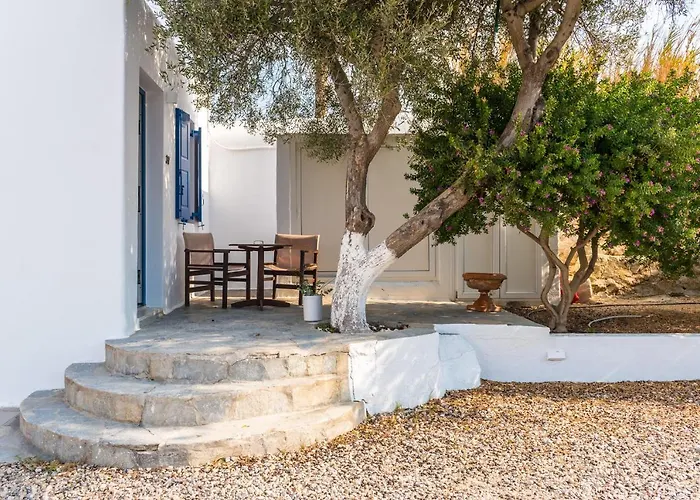 Hotel Vienoula's Garden 4*