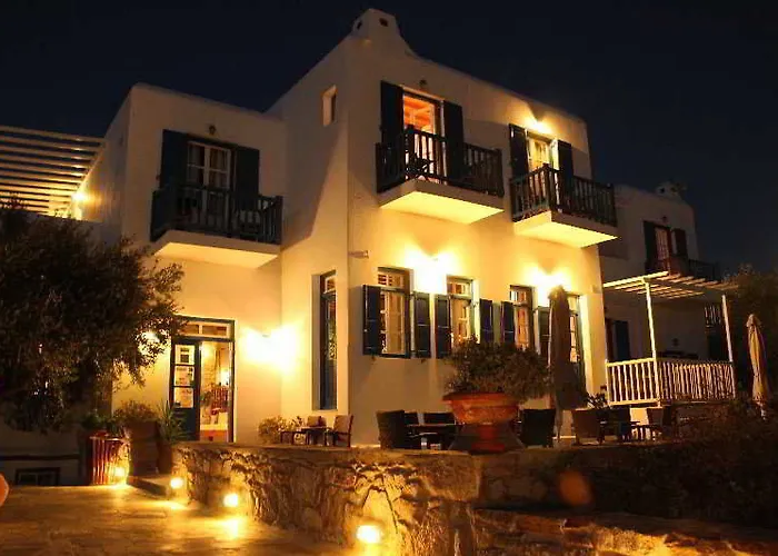 Hotell Vienoula's Garden 4*